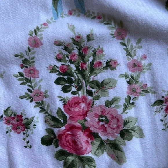 Victoria's Secret Floral Nightgown - White and Pink - Picture 6 of 7